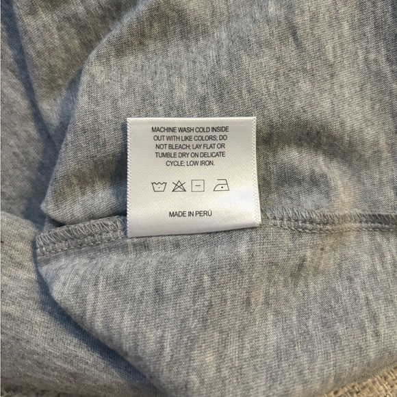 SoldoutNYC T-Shirt - Picture 7 of 10